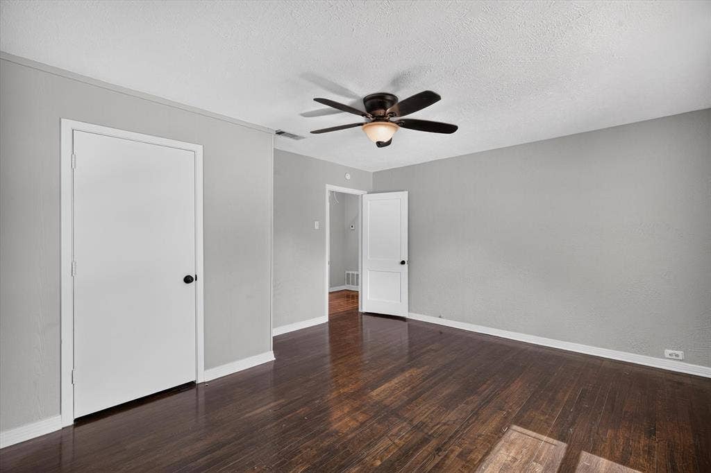1412 Sloan Street, Weatherford, TX 76086 1412 Sloan Street, Weatherford, TX 76086