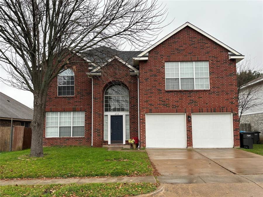 Property photo for 2713 Clovermeadow Drive, Fort Worth, TX