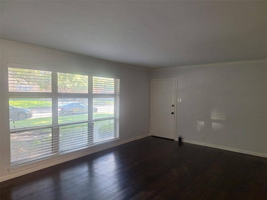 6131 Bandera Avenue, #B, Dallas, TX 75225