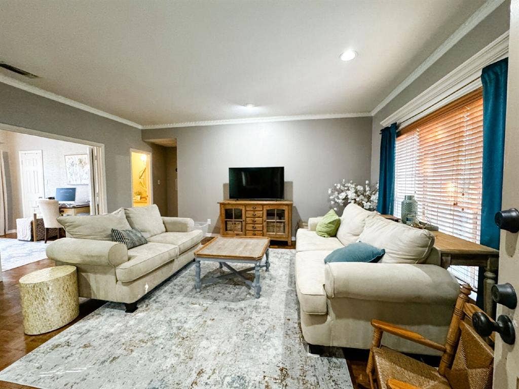 4415 Bellaire Drive S, #201S, Fort Worth, TX 76109 4415 Bellaire Drive S, #201S, Fort Worth, TX 76109