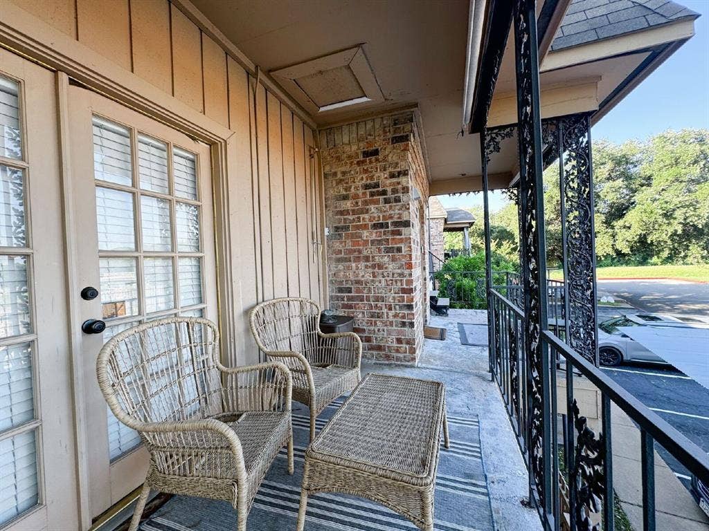 4415 Bellaire Drive S, #201S, Fort Worth, TX 76109 4415 Bellaire Drive S, #201S, Fort Worth, TX 76109