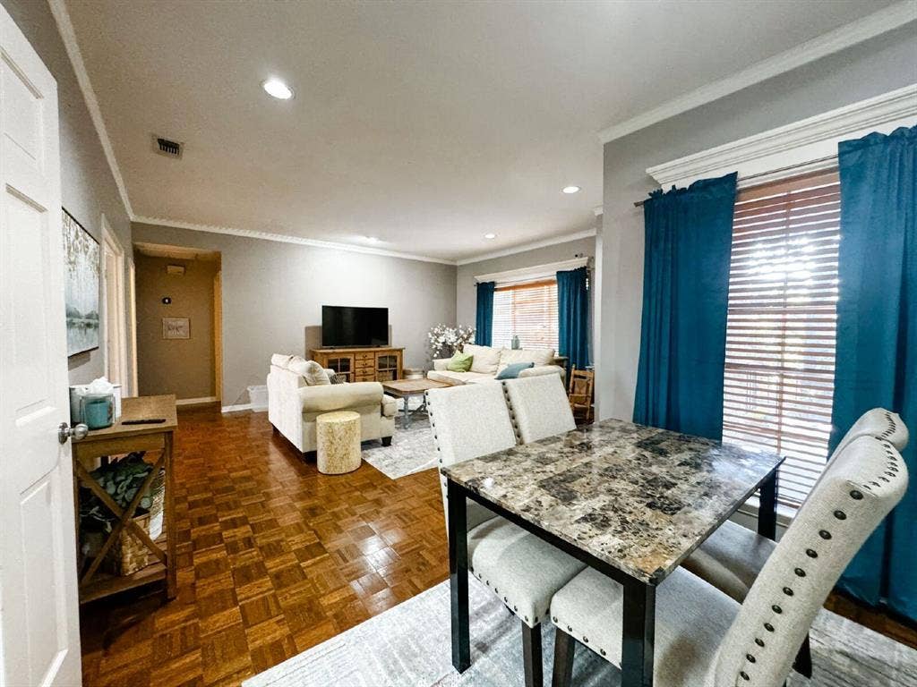 4415 Bellaire Drive S, #201S, Fort Worth, TX 76109 4415 Bellaire Drive S, #201S, Fort Worth, TX 76109