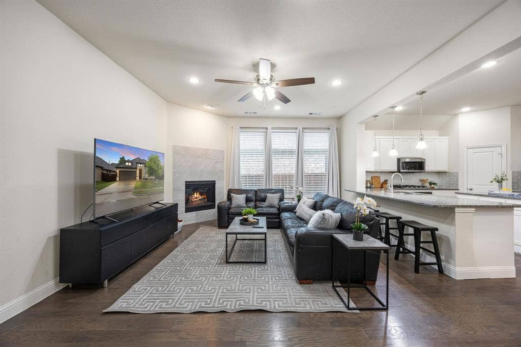 908 Spring Falls Drive, McKinney, TX 75071 908 Spring Falls Drive, McKinney, TX 75071
