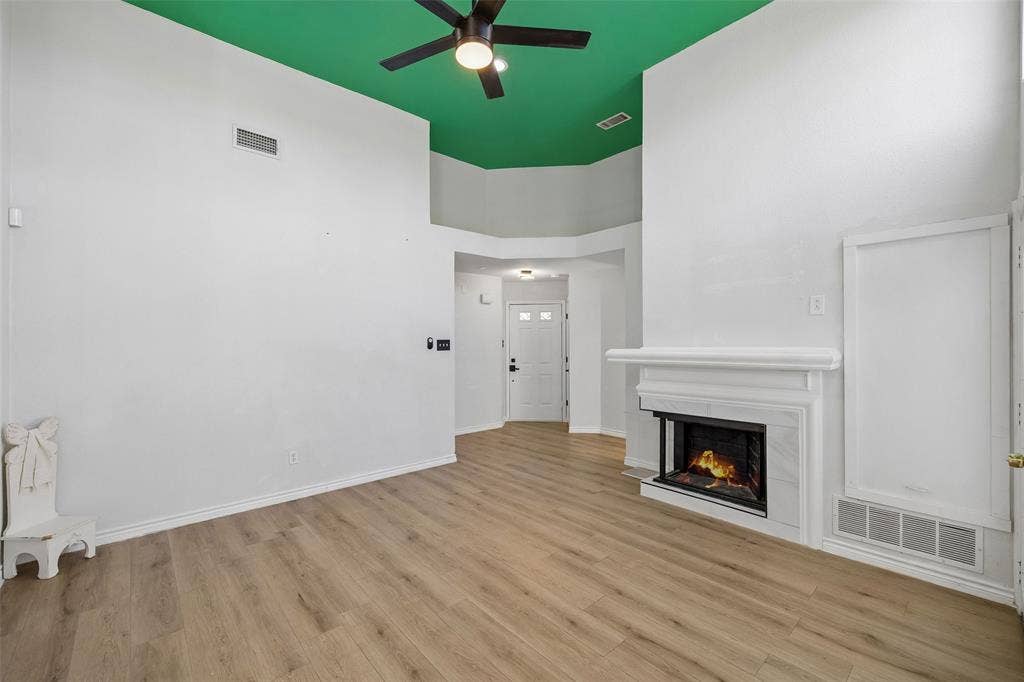 10919 Gable Circle, Dallas, TX 75229 10919 Gable Circle, Dallas, TX 75229