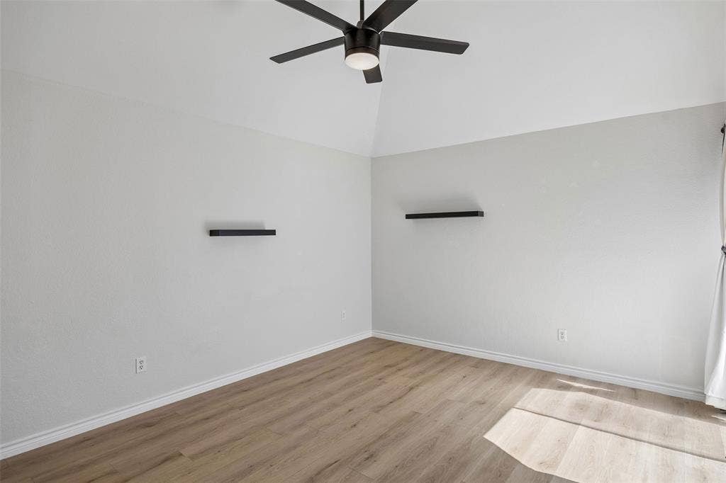 10919 Gable Circle, Dallas, TX 75229 10919 Gable Circle, Dallas, TX 75229