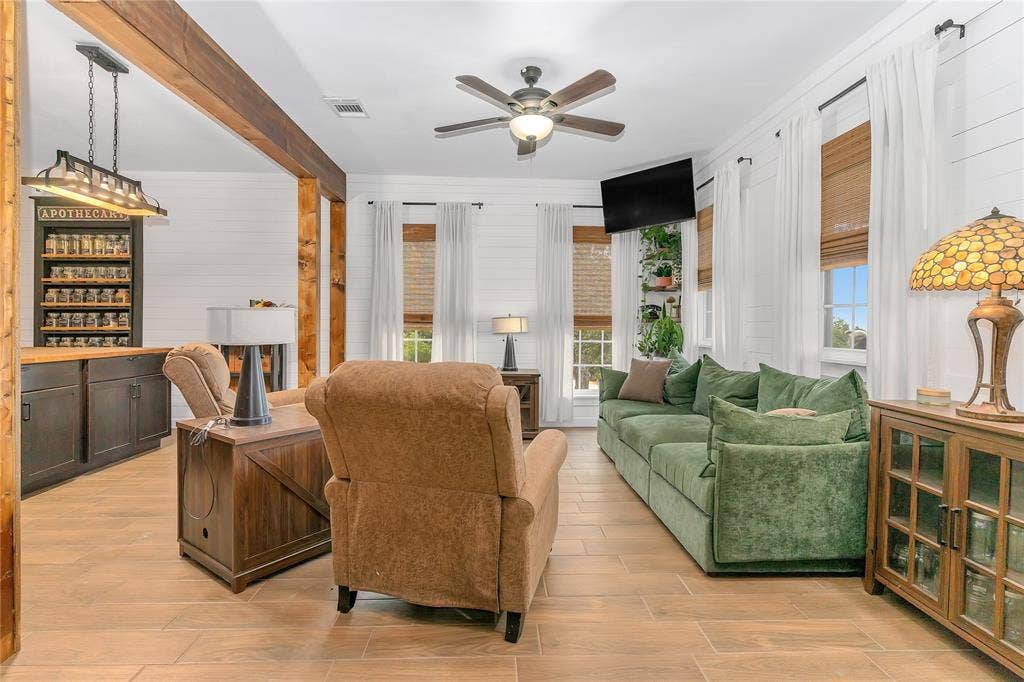128 County Road 499, Hico, TX 76457 128 County Road 499, Hico, TX 76457