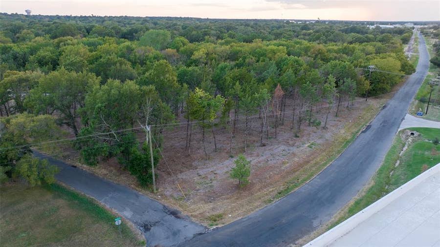 Property photo for 11 Center Street, #T, Paris, TX