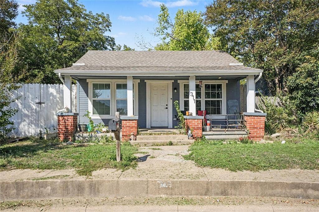 311 Wyatt Street, Waxahachie, TX 75165 311 Wyatt Street, Waxahachie, TX 75165