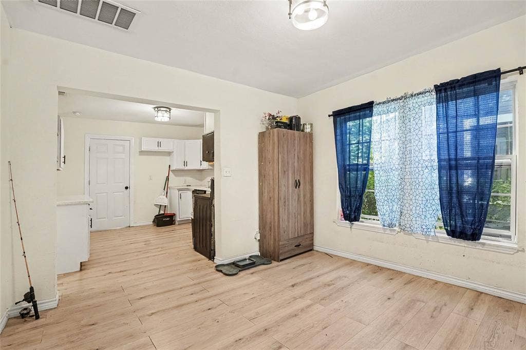 311 Wyatt Street, Waxahachie, TX 75165 311 Wyatt Street, Waxahachie, TX 75165