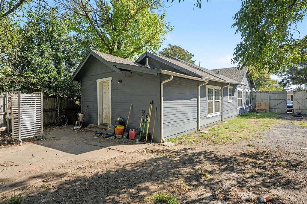 311 Wyatt Street, Waxahachie, TX 75165 311 Wyatt Street, Waxahachie, TX 75165