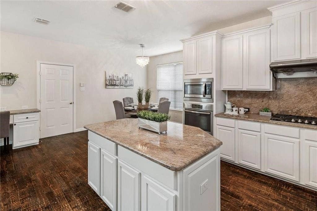 4441 White Rock Lane, Plano, TX 75024 4441 White Rock Lane, Plano, TX 75024