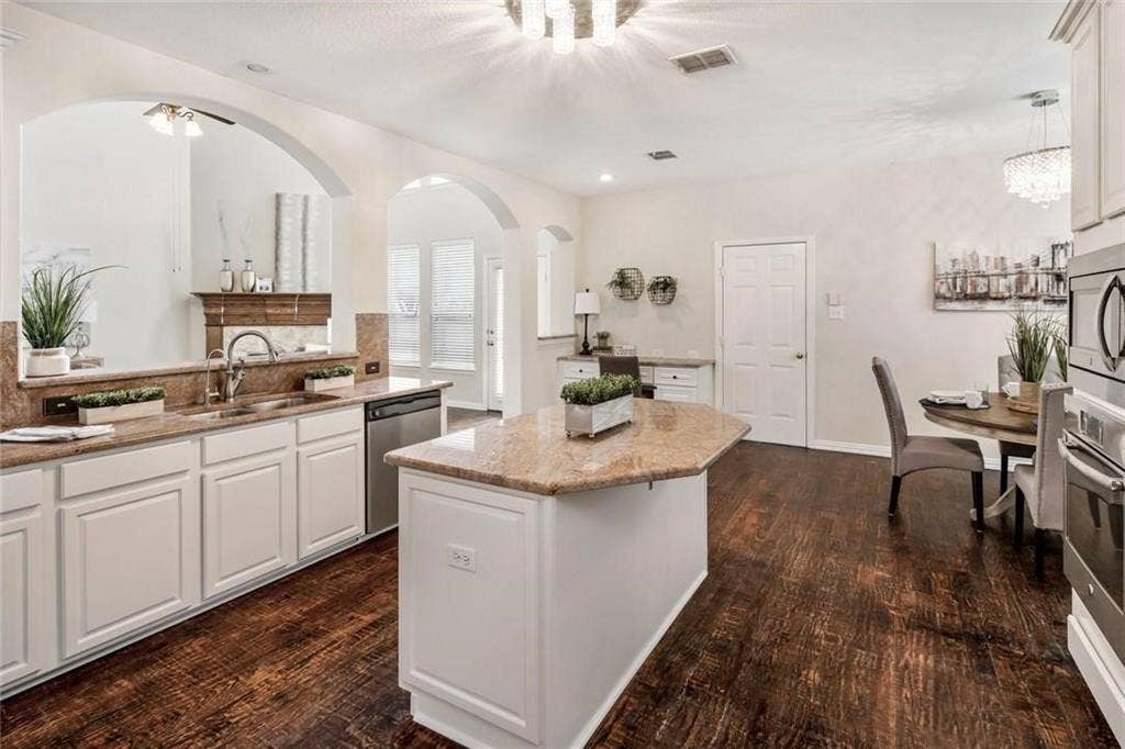 4441 White Rock Lane, Plano, TX 75024 4441 White Rock Lane, Plano, TX 75024
