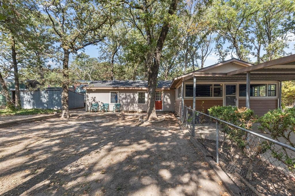 7160 County Road 3516, Quinlan, TX 75474 7160 County Road 3516, Quinlan, TX 75474