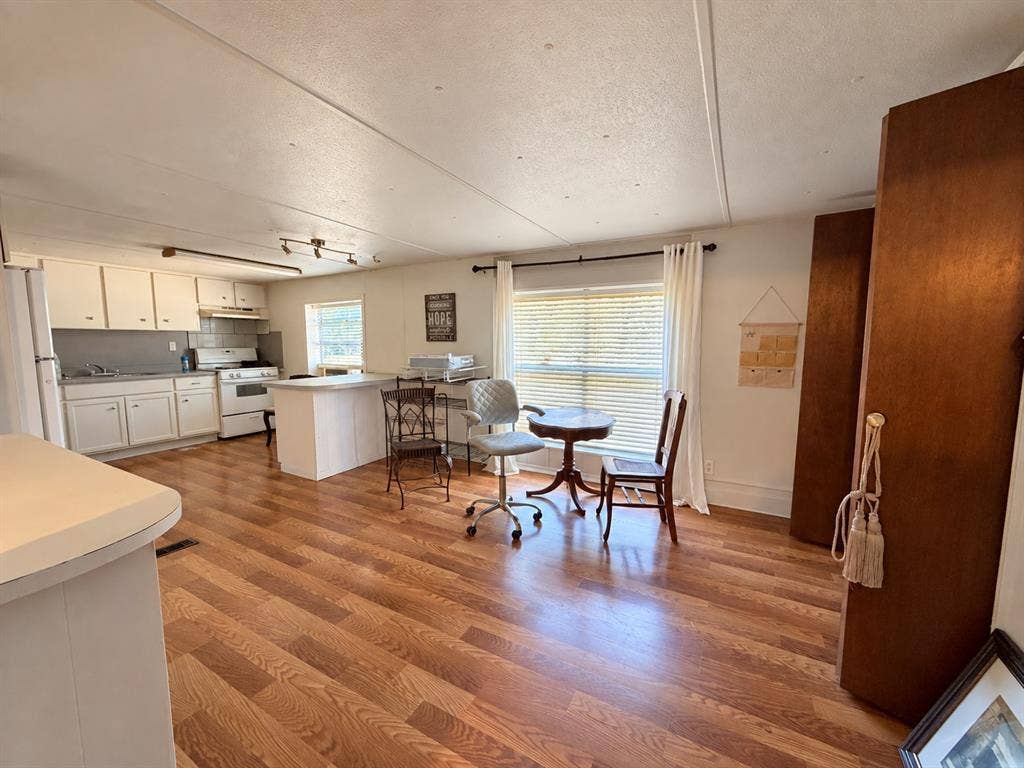 3048 Green Meadows Road, Granbury, TX 76049 3048 Green Meadows Road, Granbury, TX 76049