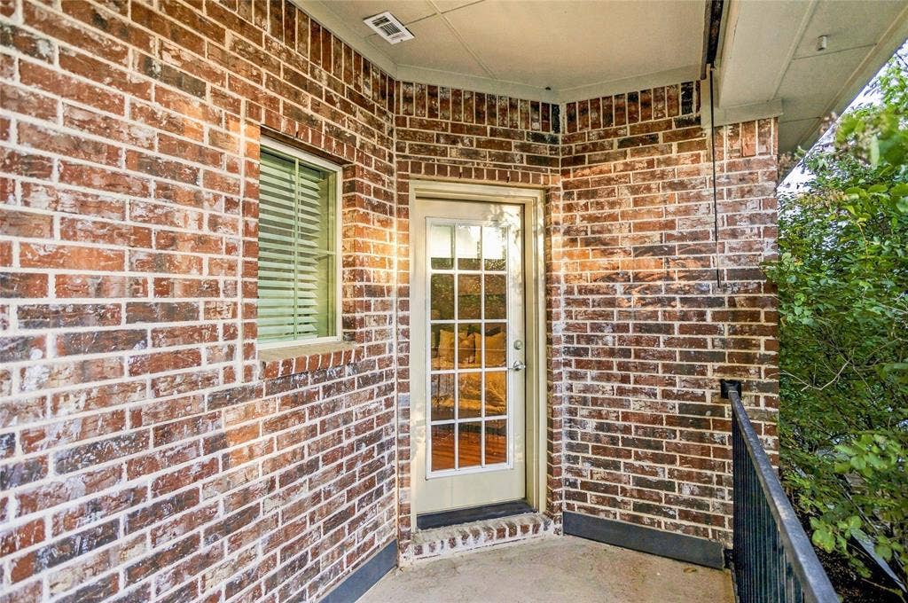2223 Eriksson Lane, Dallas, TX 75204 2223 Eriksson Lane, Dallas, TX 75204