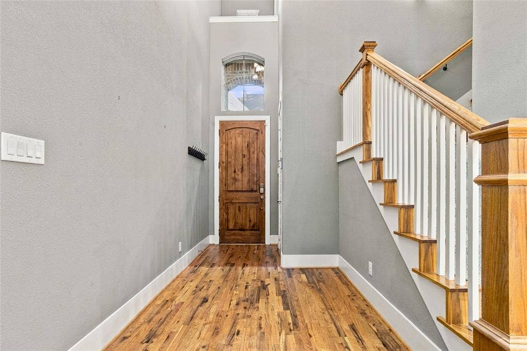 2223 Eriksson Lane, Dallas, TX 75204 2223 Eriksson Lane, Dallas, TX 75204