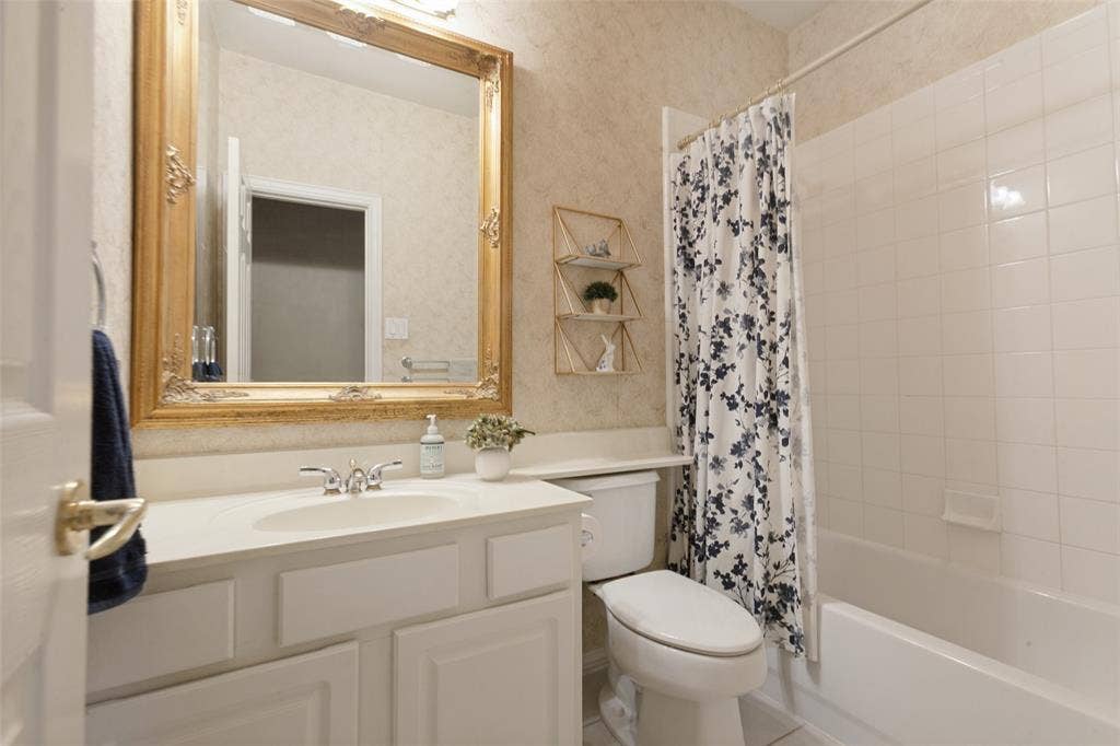 5406 Xavier Place, Richardson, TX 75082 Bathroom for Bedroom #4
