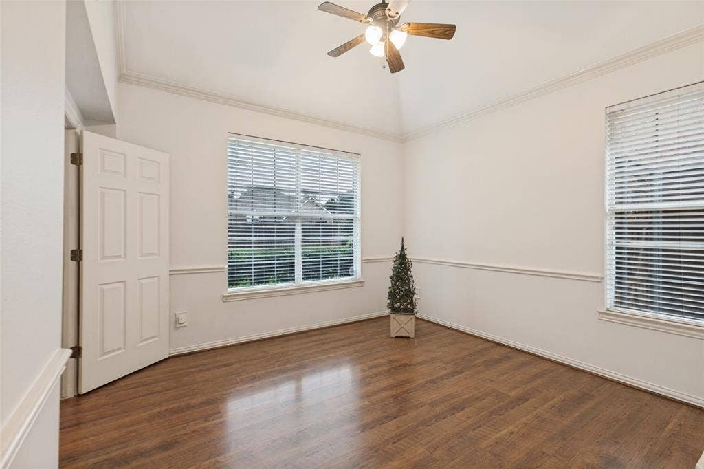 5406 Xavier Place, Richardson, TX 75082 Attached to the Dining Room or they could be reversed. Just switch the lights.