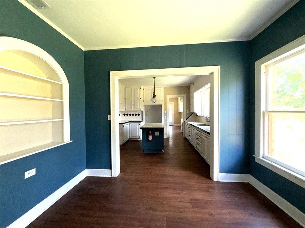 216 S Prairieville Street, Athens, TX 75751 216 S Prairieville Street, Athens, TX 75751