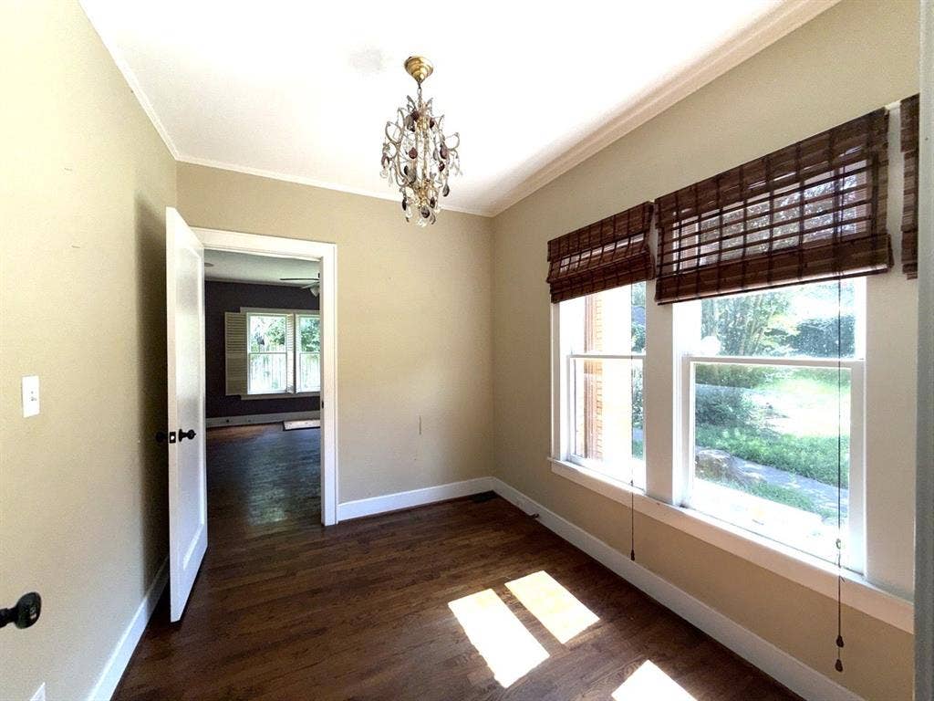 216 S Prairieville Street, Athens, TX 75751 216 S Prairieville Street, Athens, TX 75751