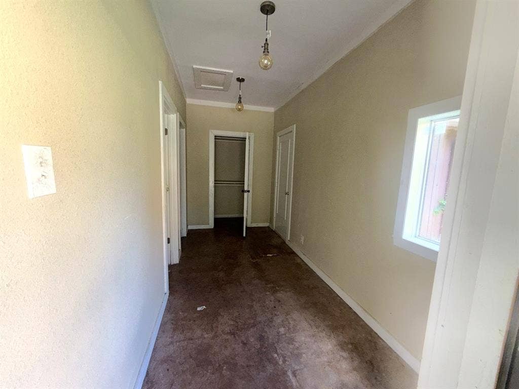 216 S Prairieville Street, Athens, TX 75751 216 S Prairieville Street, Athens, TX 75751