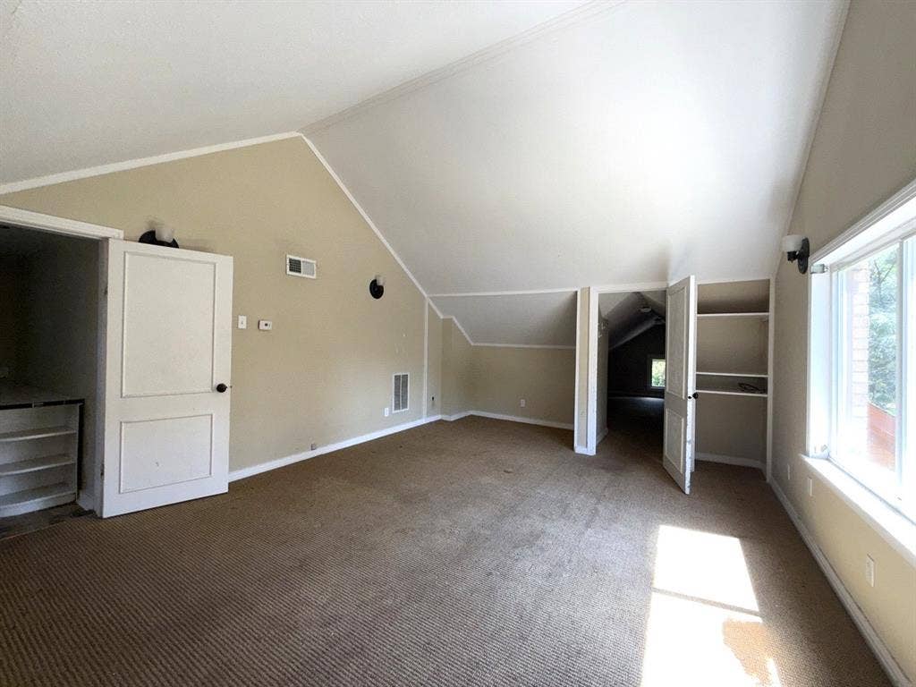 216 S Prairieville Street, Athens, TX 75751 216 S Prairieville Street, Athens, TX 75751