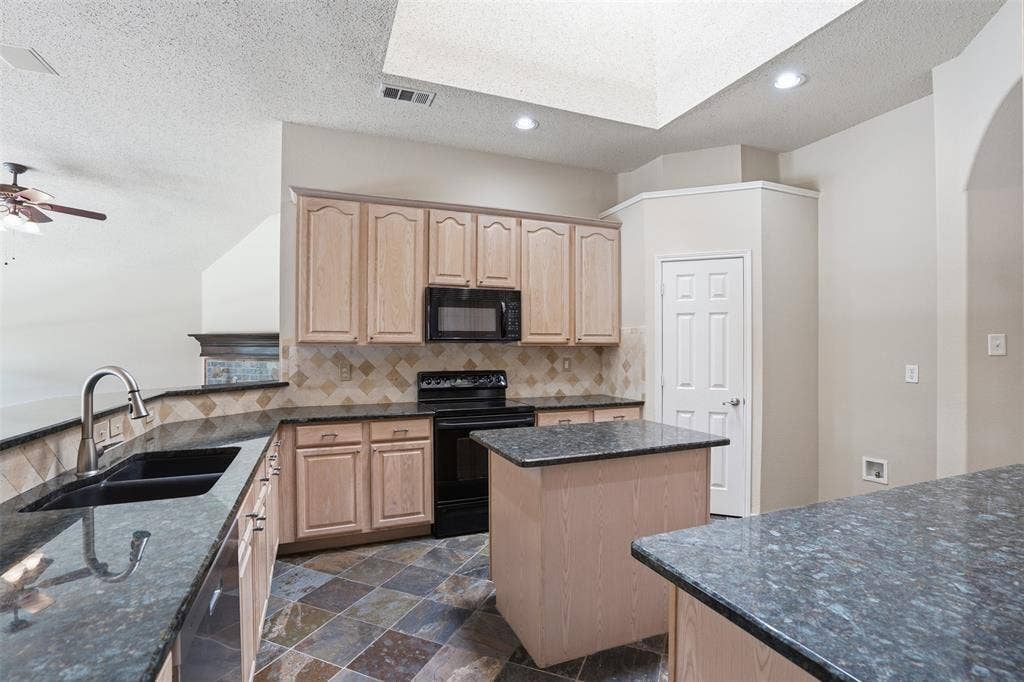 4525 Lodestone Lane, Fort Worth, TX 76123 4525 Lodestone Lane, Fort Worth, TX 76123