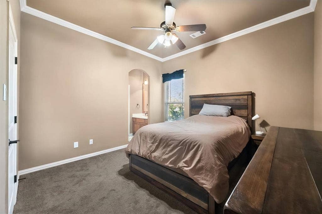 7168 Granville Drive, Mansfield, TX 76063