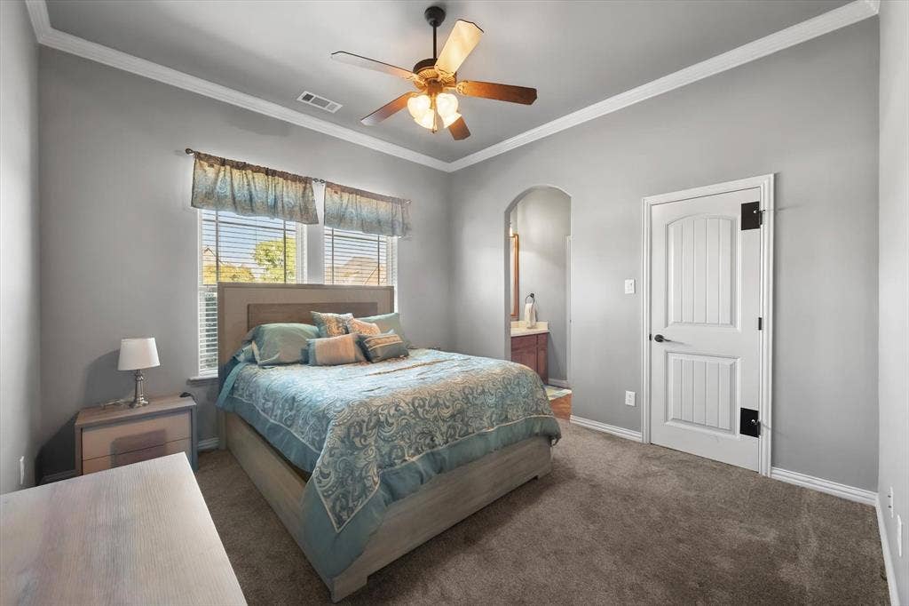 7168 Granville Drive, Mansfield, TX 76063