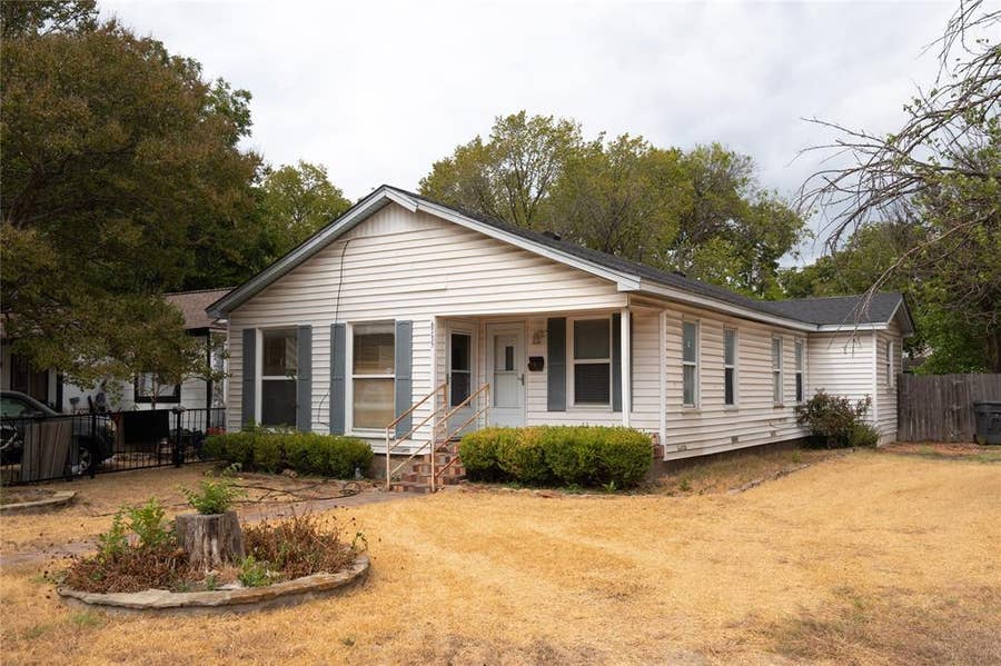 Property photo for 6735 Woodard Avenue, Dallas, TX
