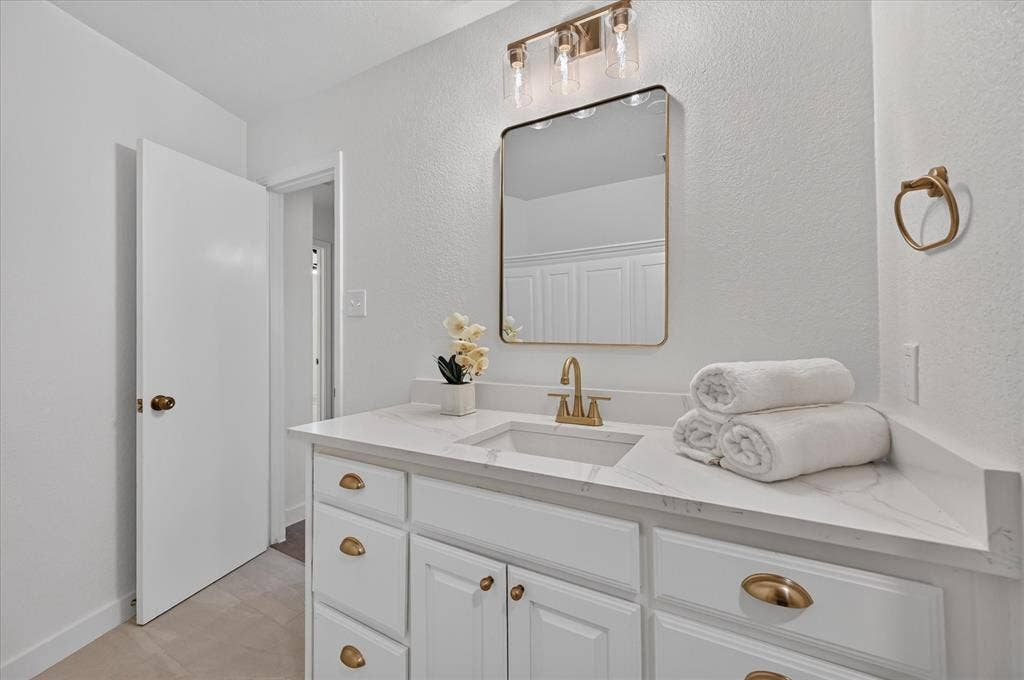 113 Bow Creek Circle, Red Oak, TX 75154 113 Bow Creek Circle, Red Oak, TX 75154