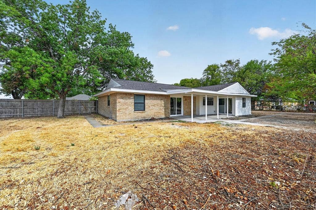 113 Bow Creek Circle, Red Oak, TX 75154 113 Bow Creek Circle, Red Oak, TX 75154