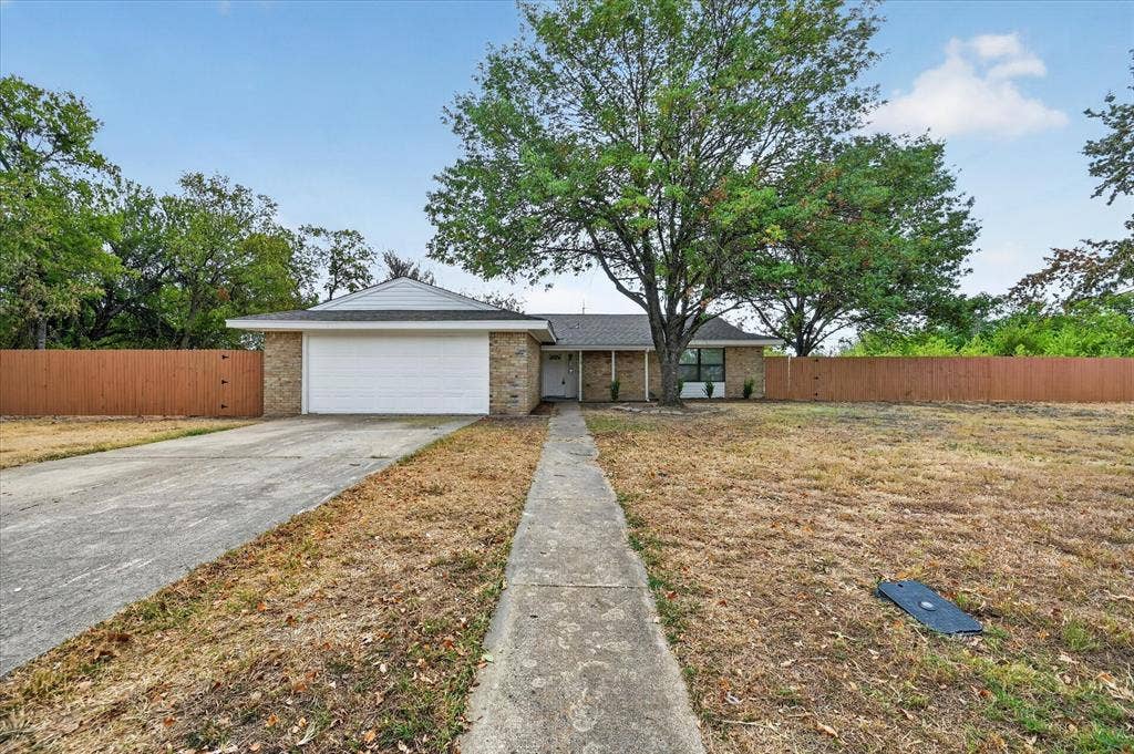 113 Bow Creek Circle, Red Oak, TX 75154 113 Bow Creek Circle, Red Oak, TX 75154