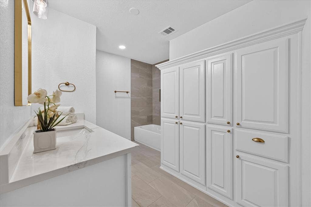 113 Bow Creek Circle, Red Oak, TX 75154 113 Bow Creek Circle, Red Oak, TX 75154