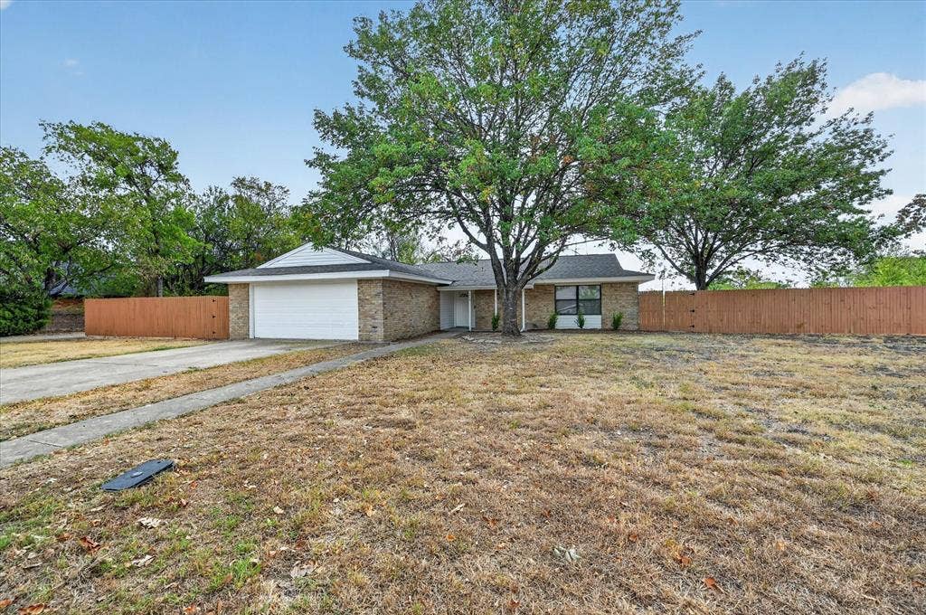 113 Bow Creek Circle, Red Oak, TX 75154 113 Bow Creek Circle, Red Oak, TX 75154