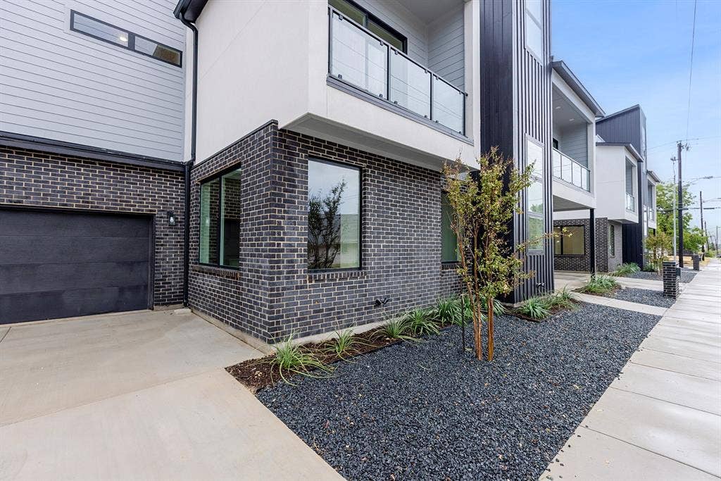 4235 Sylvester Street, Dallas, TX 75219