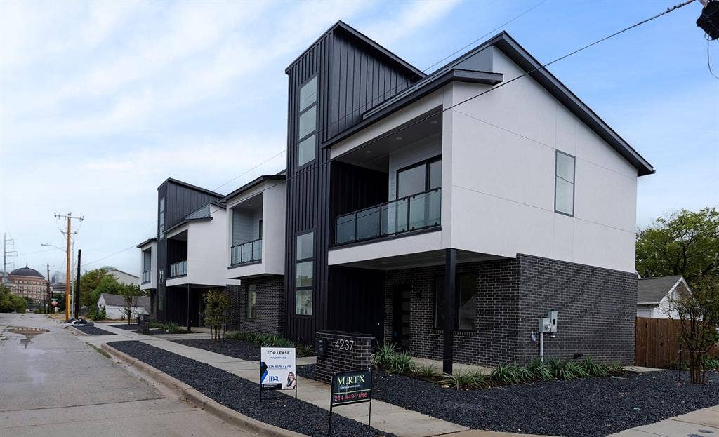 4235 Sylvester Street, Dallas, TX 75219