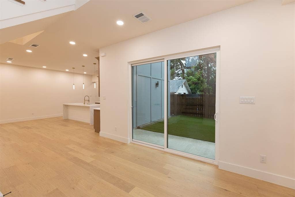 4235 Sylvester Street, Dallas, TX 75219