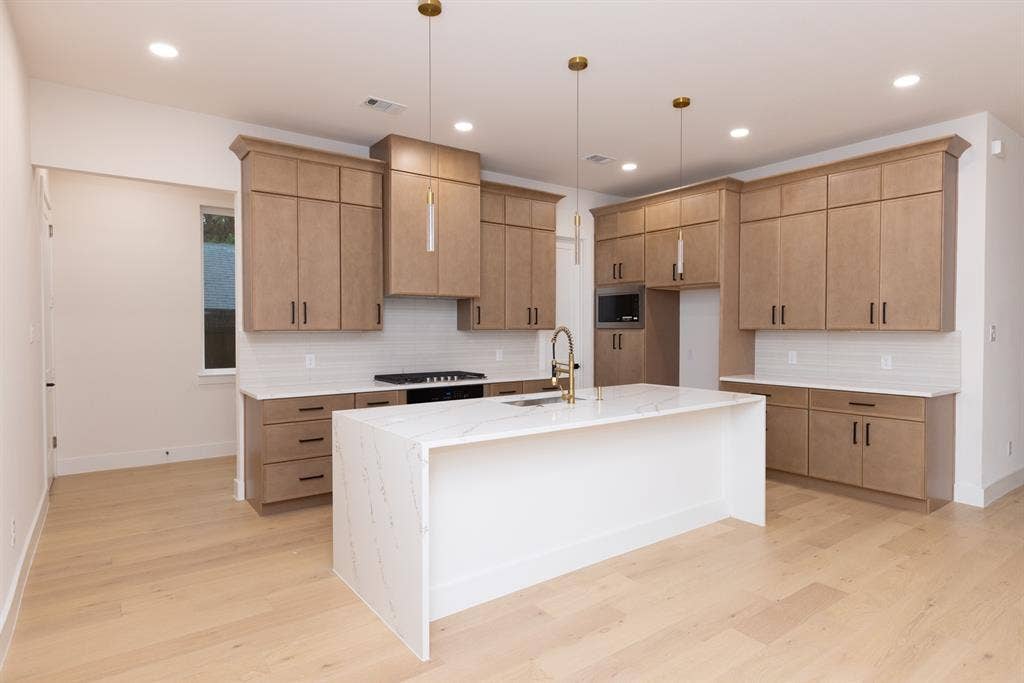 4235 Sylvester Street, Dallas, TX 75219