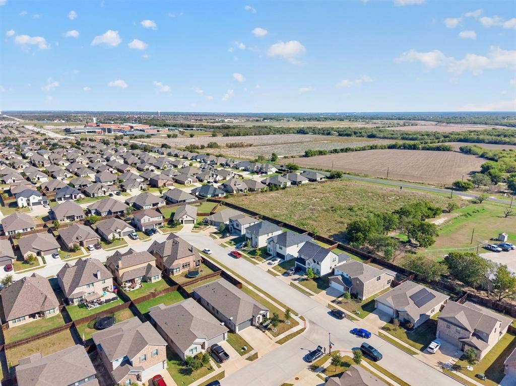 3258 Deckard Drive, Royse City, TX 75189 3258 Deckard Drive, Royse City, TX 75189