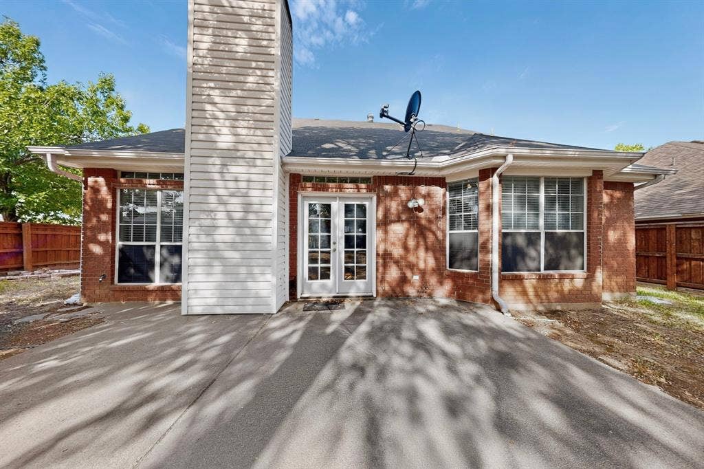 2600 Juniper Drive, Euless, TX 76039 2600 Juniper Drive, Euless, TX 76039