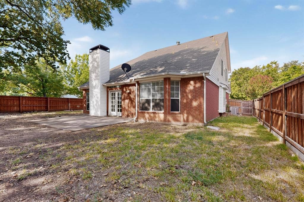2600 Juniper Drive, Euless, TX 76039 2600 Juniper Drive, Euless, TX 76039