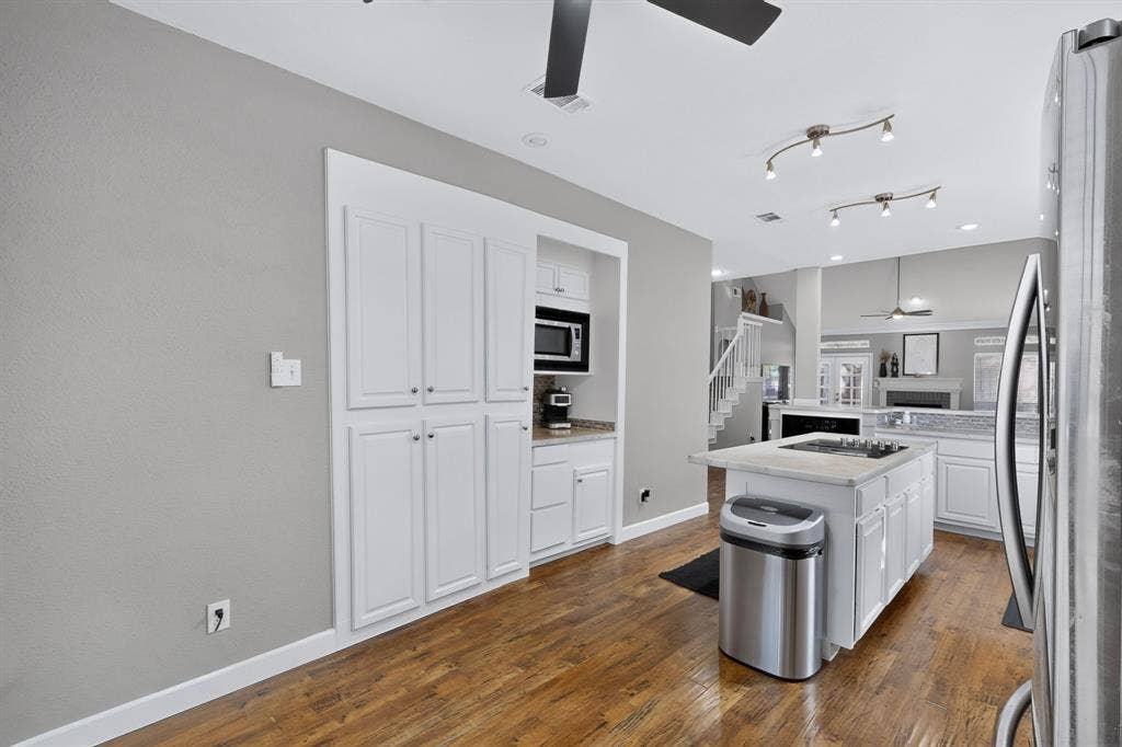 2600 Juniper Drive, Euless, TX 76039 2600 Juniper Drive, Euless, TX 76039