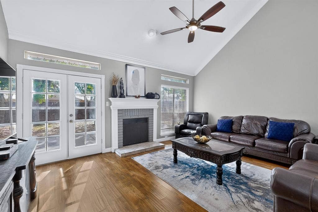 2600 Juniper Drive, Euless, TX 76039 2600 Juniper Drive, Euless, TX 76039