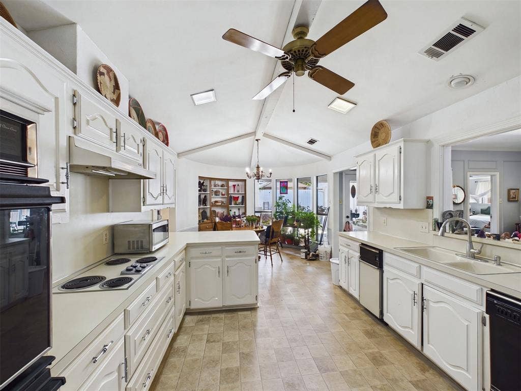 12316 Rockland Drive, Dallas, TX 75243 12316 Rockland Drive, Dallas, TX 75243