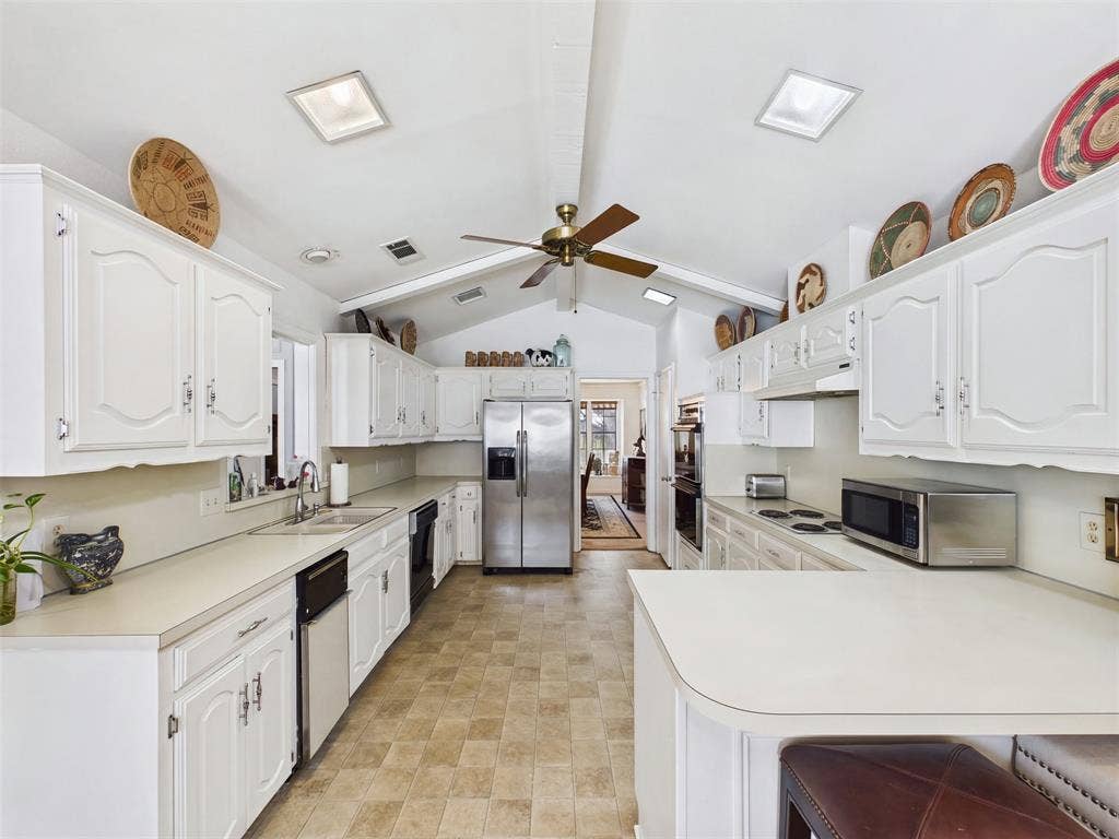 12316 Rockland Drive, Dallas, TX 75243 12316 Rockland Drive, Dallas, TX 75243