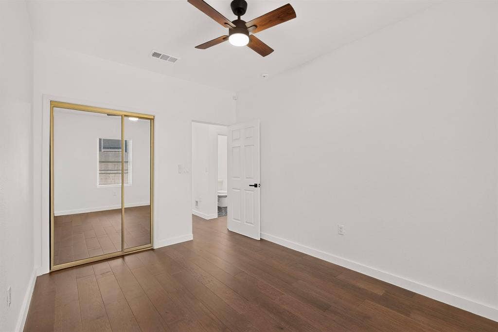 1100 S Brighton Avenue, Dallas, TX 75208