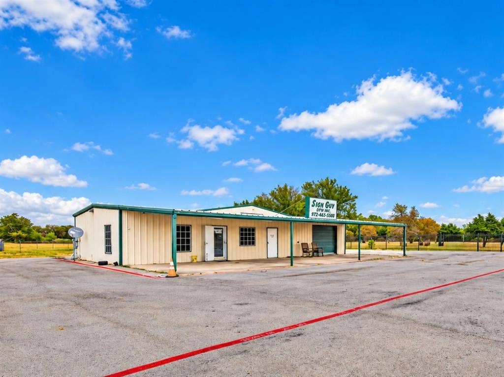 15377 N State Highway 34, Terrell, TX 75161 15377 N State Highway 34, Terrell, TX 75161