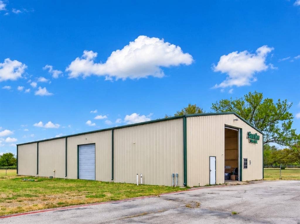 15377 N State Highway 34, Terrell, TX 75161 15377 N State Highway 34, Terrell, TX 75161