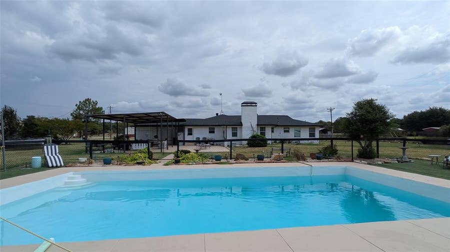 Property photo for 560 Harlan Road, Combine, TX